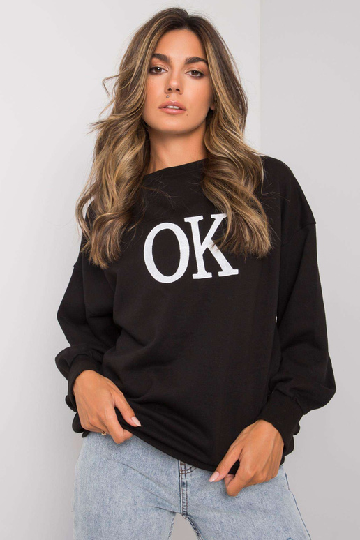 Andželīnas melnais kapucis