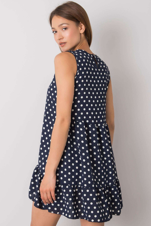 Tumši zila punktveida kleita... Tumši zila punktveida kleita...