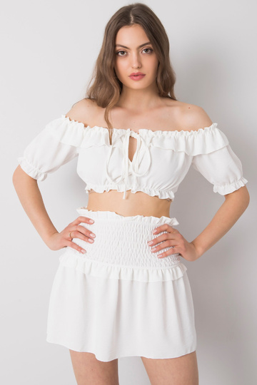 Balts īss topiņš ar volānu...