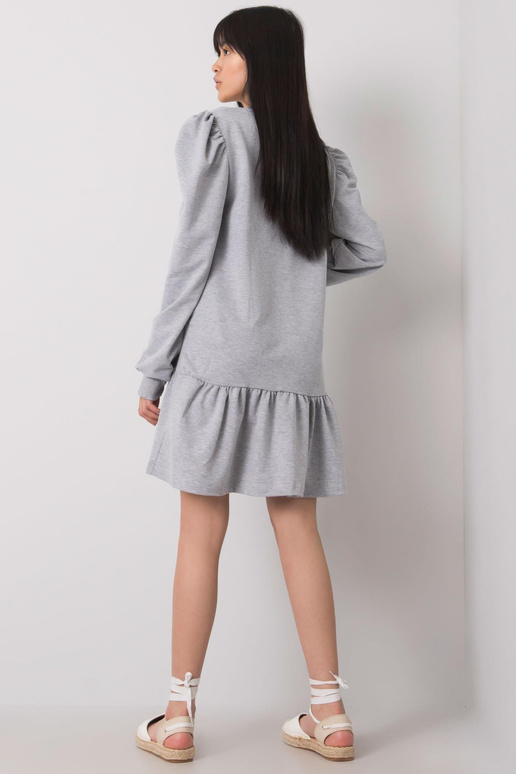 Pelēka melanža Neah volānveida...