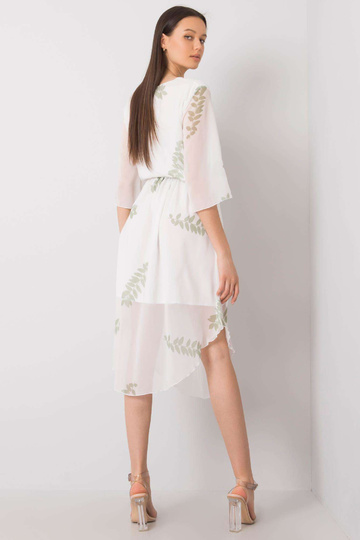 Jareli baltā kleita