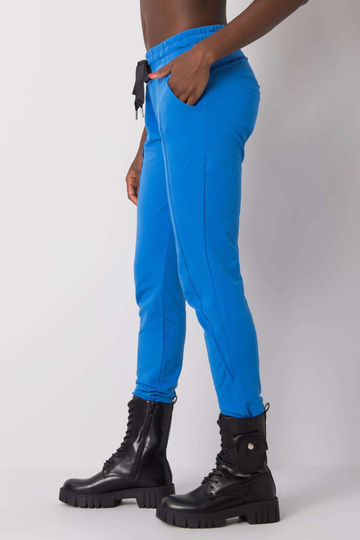 Tumši zilas Hadley sporta...