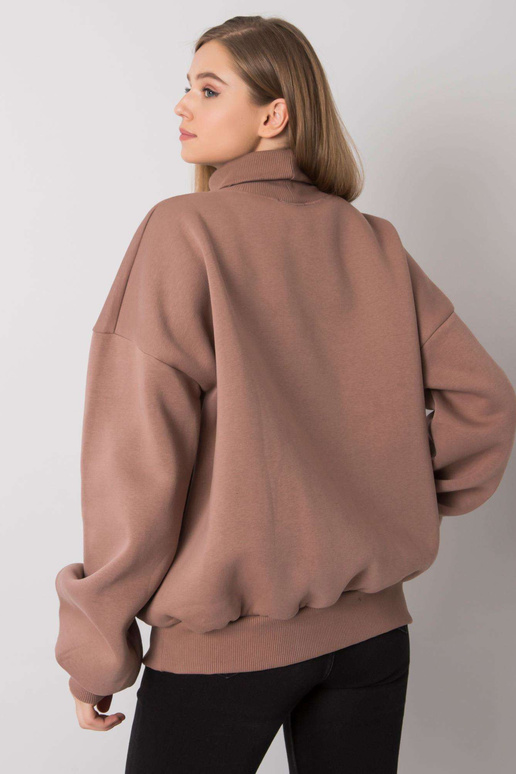 Kellijas gaiši brūns liela izmēra...