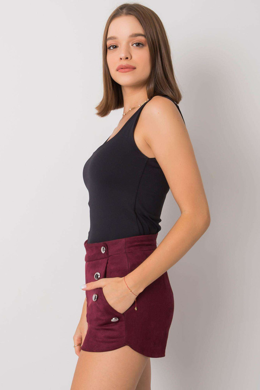 Bordo krāsas šorti ar pogām Jaylah... Bordo krāsas šorti ar pogām Jaylah...