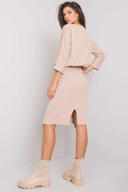 Bēšs komplekts ar svārkiem Savina