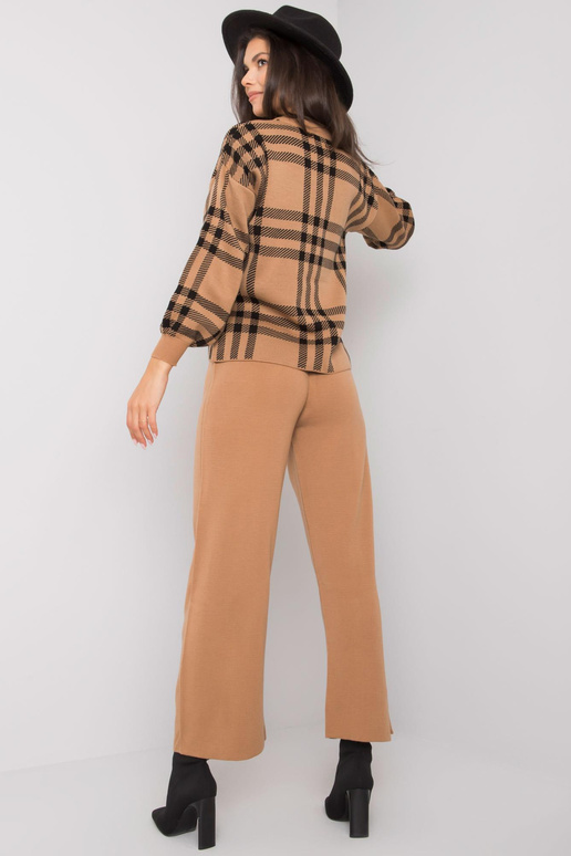 Kamieļu trikotāžas komplekts Marthe