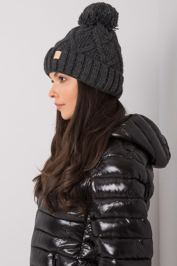 Tumši pelēka ziemas cepure...