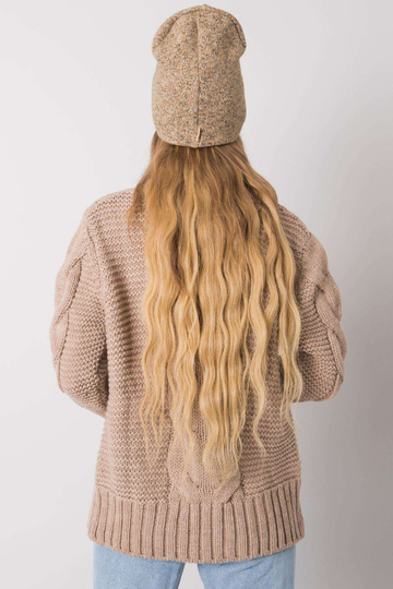 Bēša un dzeltena sieviešu...