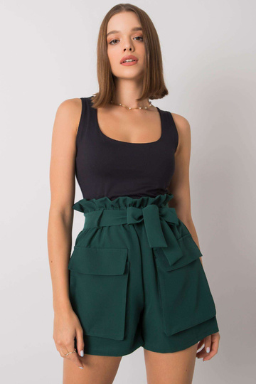 Tumši zaļi šorti ar kabatām... 2