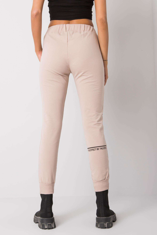 Gaiši bēšas Winsley kokvilnas sporta... Gaiši bēšas Winsley kokvilnas sporta...