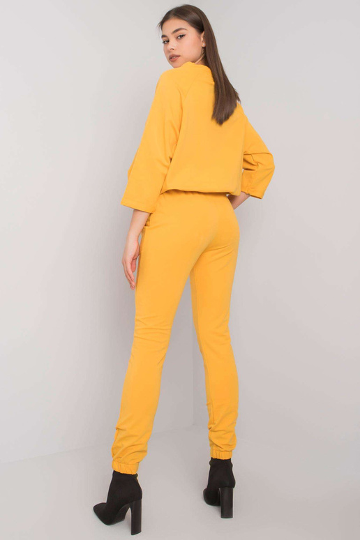 Tumši dzeltens komplekts ar Martille...