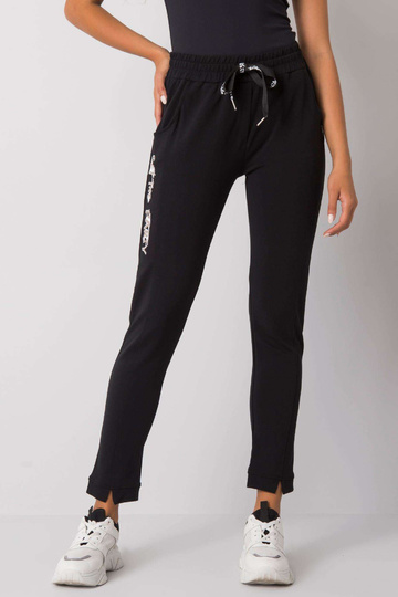 Melnas treniņbikses ar...