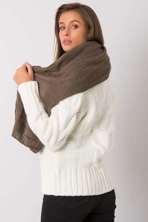 Tumši bēša adīta šalle