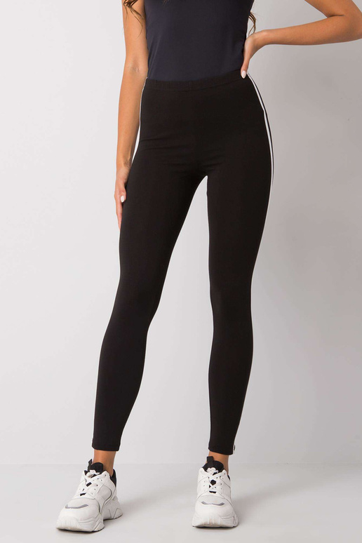 Melni legingi ar Lavrence svītrām