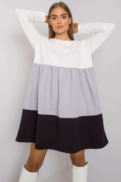 Ekrūpelēka kokvilnas kleita ar garām...