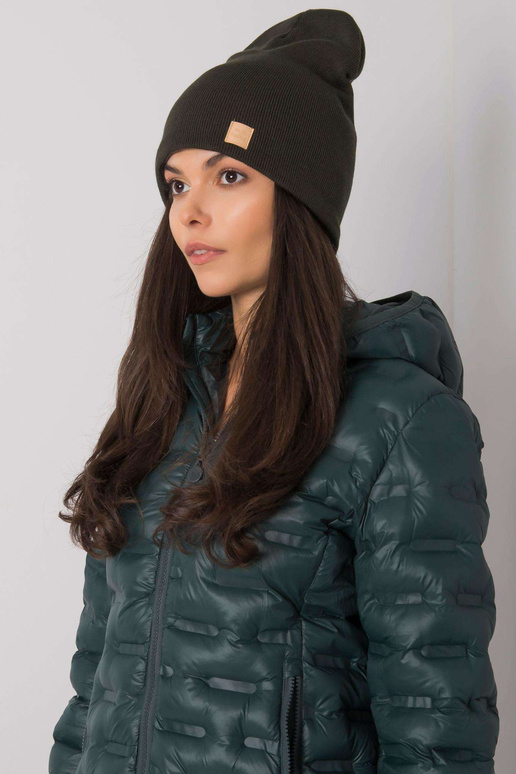 Khaki krāsas sieviešu beanie cepure