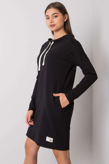 Melna Meriden kleita