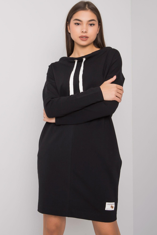 Melna Meriden kleita