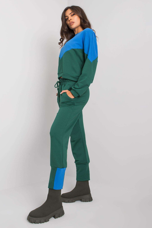 Zili zaļš komplekts ar sporta kreklu...