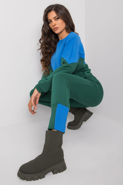 Zili zaļš komplekts ar sporta kreklu...