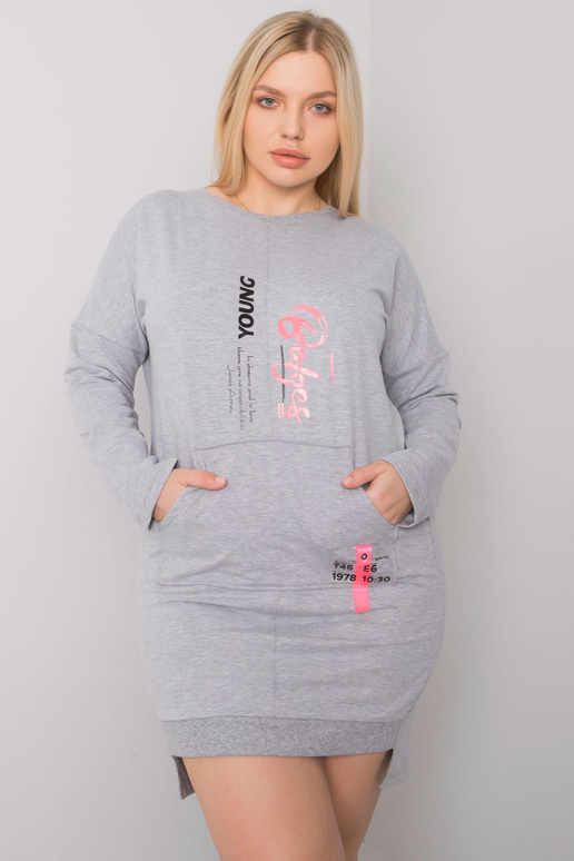 Akira Grey liela izmēra melanža... Akira Grey liela izmēra melanža...