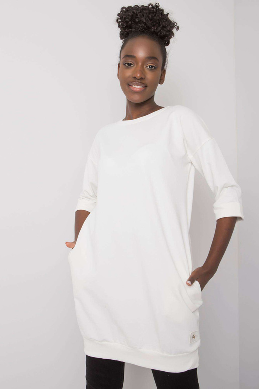 Ecru džemperis ar kabatām Iveta