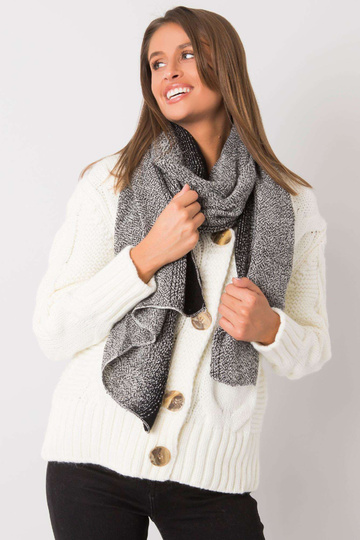 Melnbalts trikotāžas šalle