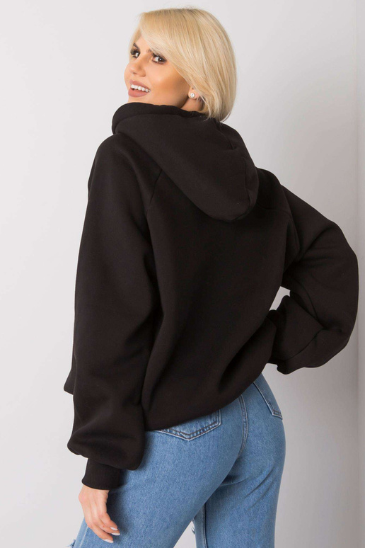 Melns polsterēts džemperis Dina