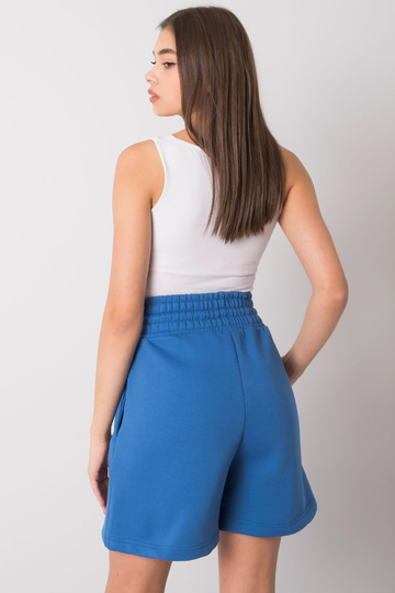 Tumši zili Larianna... 2