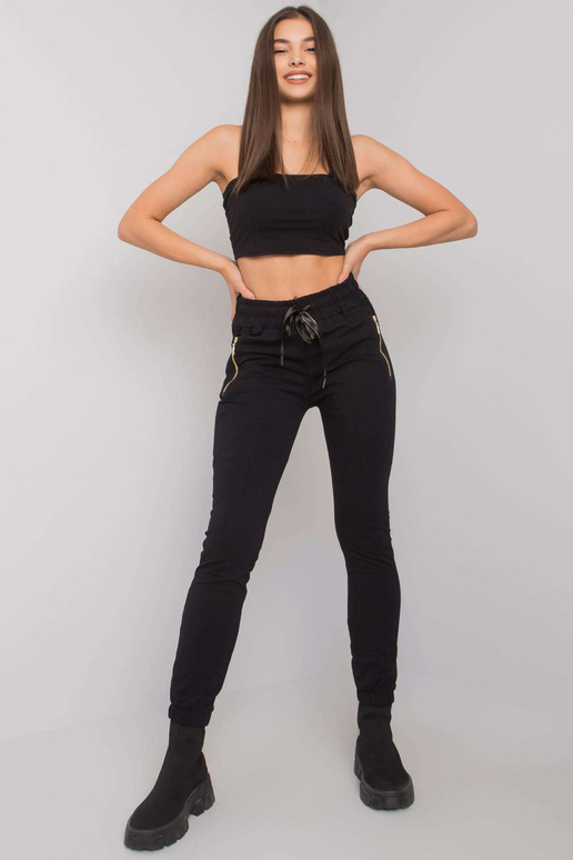 Melnas treniņbikses ar Shadia kabatām