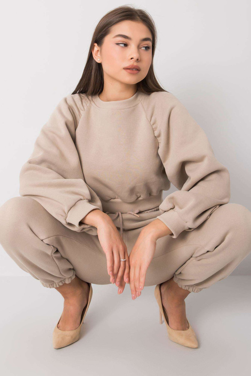 Bēšs sieviešu divdaļīgs komplekts...