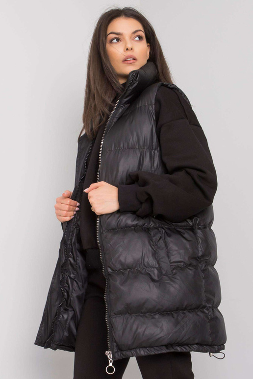 Melns komplekts ar Winchester vesti