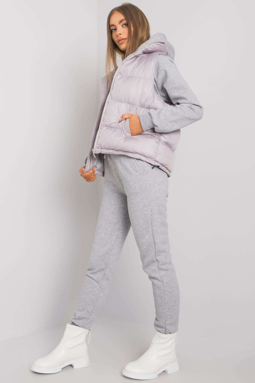 Pelēks komplekts ar Aysel vesti