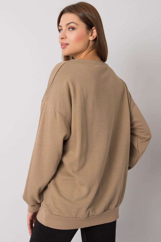 Tumši bēšs džemperis ar Basile apdruku