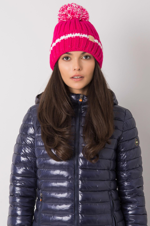 Rozā cepure ar pomponu