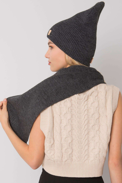 Tumši pelēks trikotāžas komplekts...