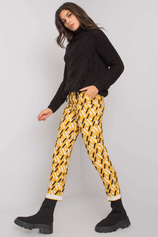 Melnas un dzeltenas Dorčesteras...