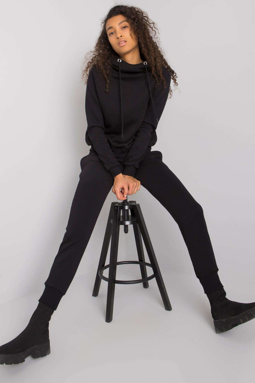 Melns divdaļīgs komplekts pamata Miramar