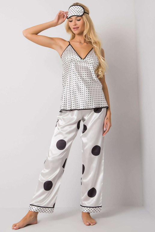 Balts sieviešu guļamkomplekts