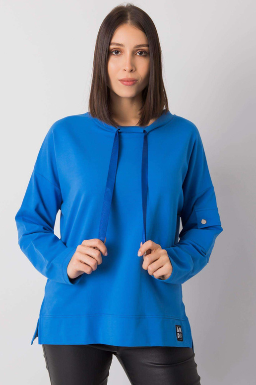 Zila plus izmēra blūze ar kabatu... Zila plus izmēra blūze ar kabatu...