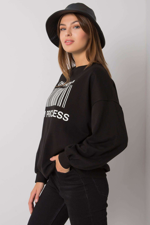 Melns sporta krekls ar Basile apdruku