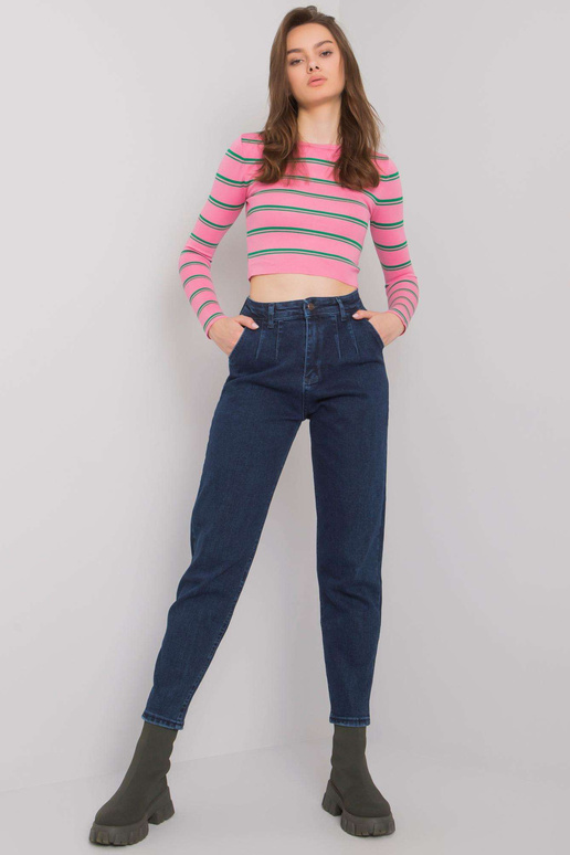 Tumši zilas Levante Augstas...