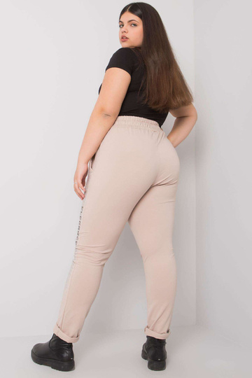 Bēšas plus izmēra...