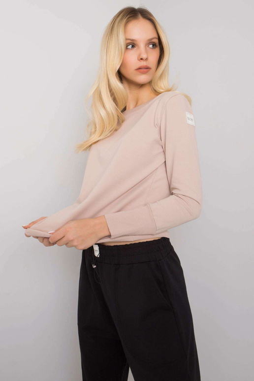 Melns un bēšs sieviešu ikdienas... Melns un bēšs sieviešu ikdienas...