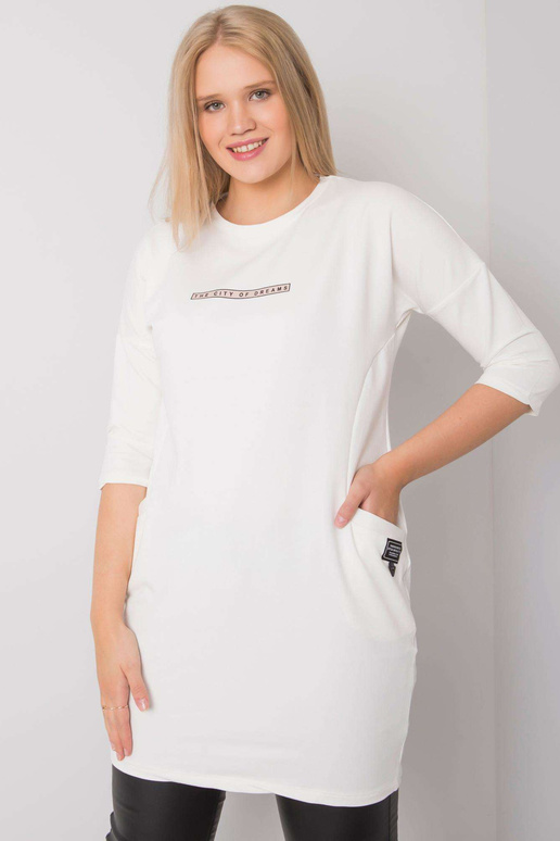 Ecru kleita plus izmērs ar kabatām...