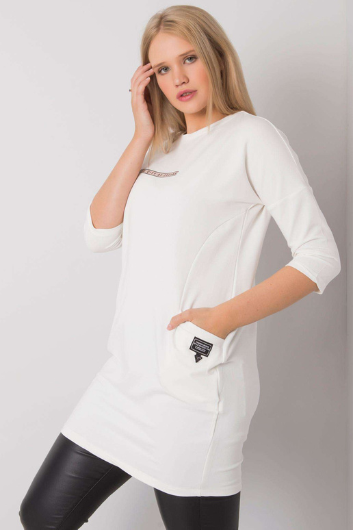 Ecru kleita plus izmērs ar kabatām...