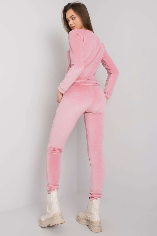 Gaiši rozā velūra komplekts Clarisa...