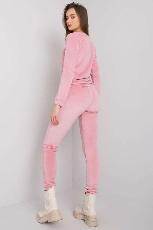 Gaiši rozā velūra komplekts Clarisa...