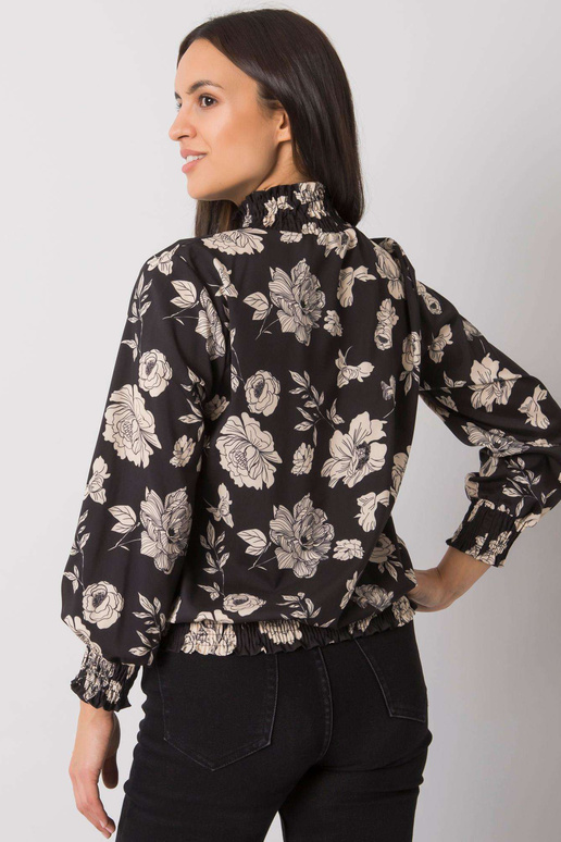 Damika melna un bēša blūze ar ziediem