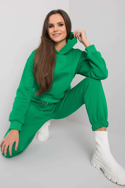 Zaļās kokvilnas sporta tērpa...